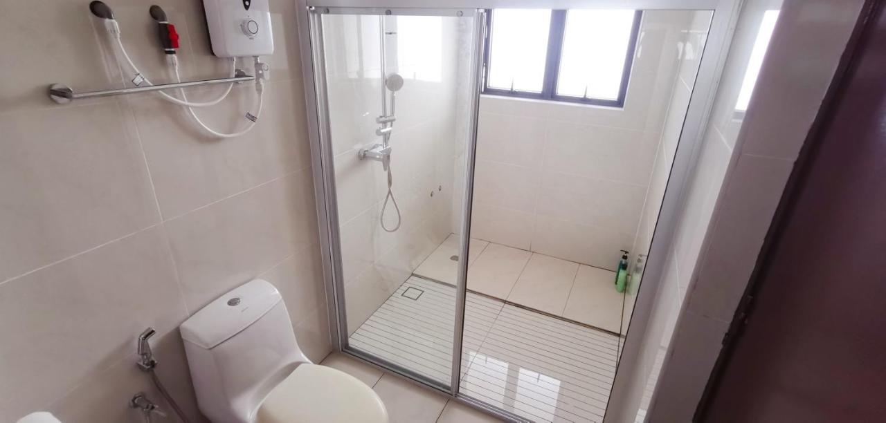 Superb Seaview Royal Strand Danga Bay Country Garden Appartement Johor Bahru Buitenkant foto